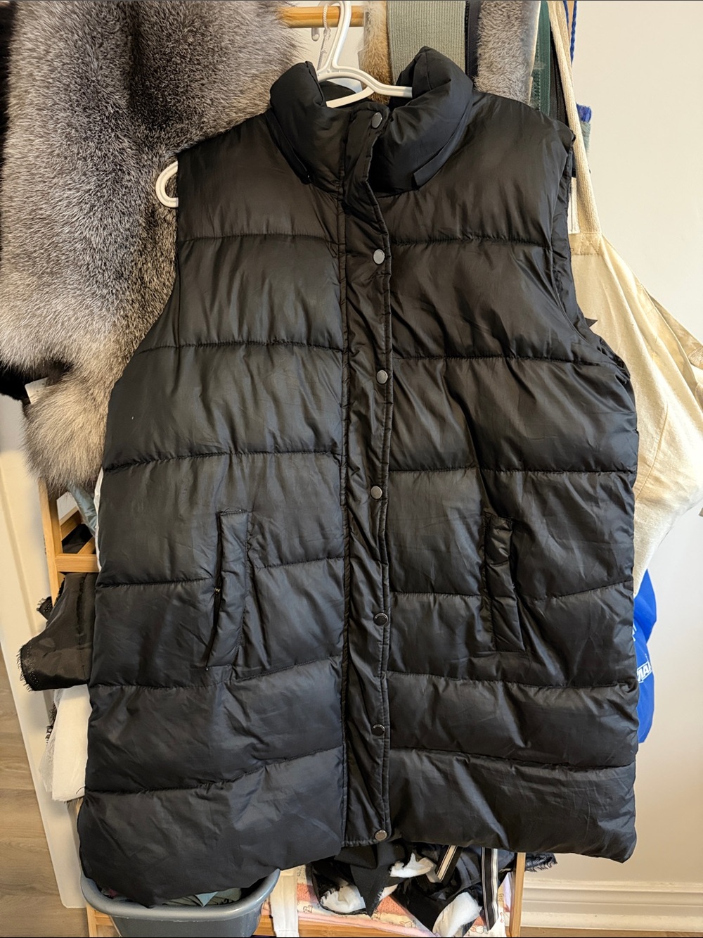 Black Puffer Vest Jacket - Women